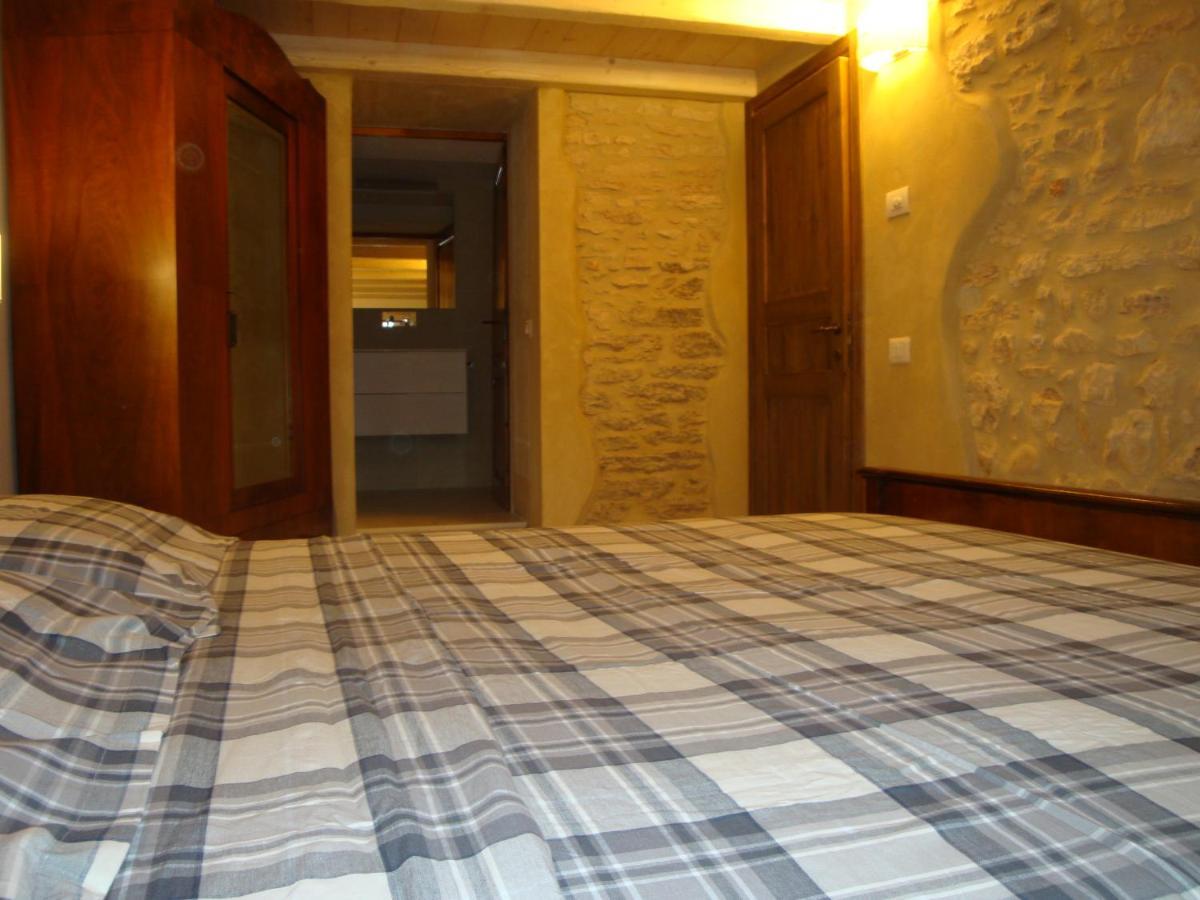 Da Andrea E Raffaella Guest House Sant'Anna d'Alfaedo Exterior photo